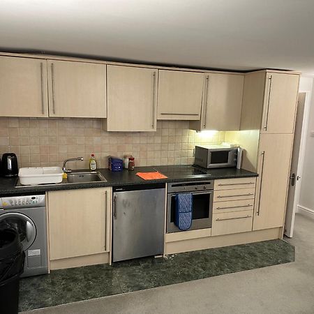 1 Bedroom Apartment Central London Cg Екстериор снимка